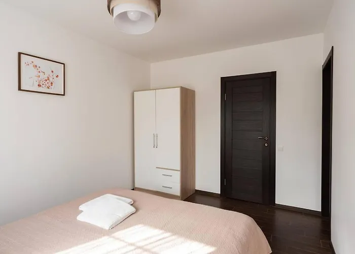 4 Between Two Lakes 维尔纽斯